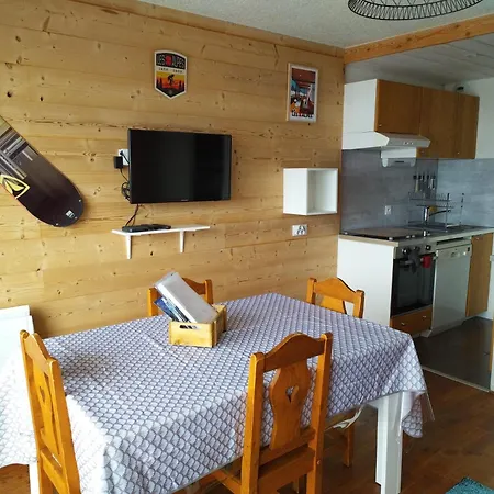 Apartamento 30 M2, Résidence Le Diamant Au Centre De La Station, à Coté Des Commerces, Restaurants Et Remontées Mécaniques -menage Compris *