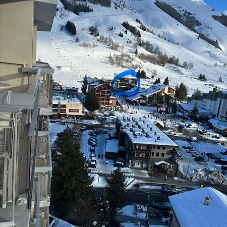 30 M2, Résidence Le Diamant Au Centre De La Station, à Coté Des Commerces, Restaurants Et Remontées Mécaniques -menage Compris *
